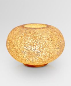 Poly na may sea shell