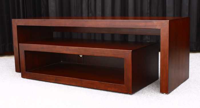 चार्ली टीवी स्टैंड