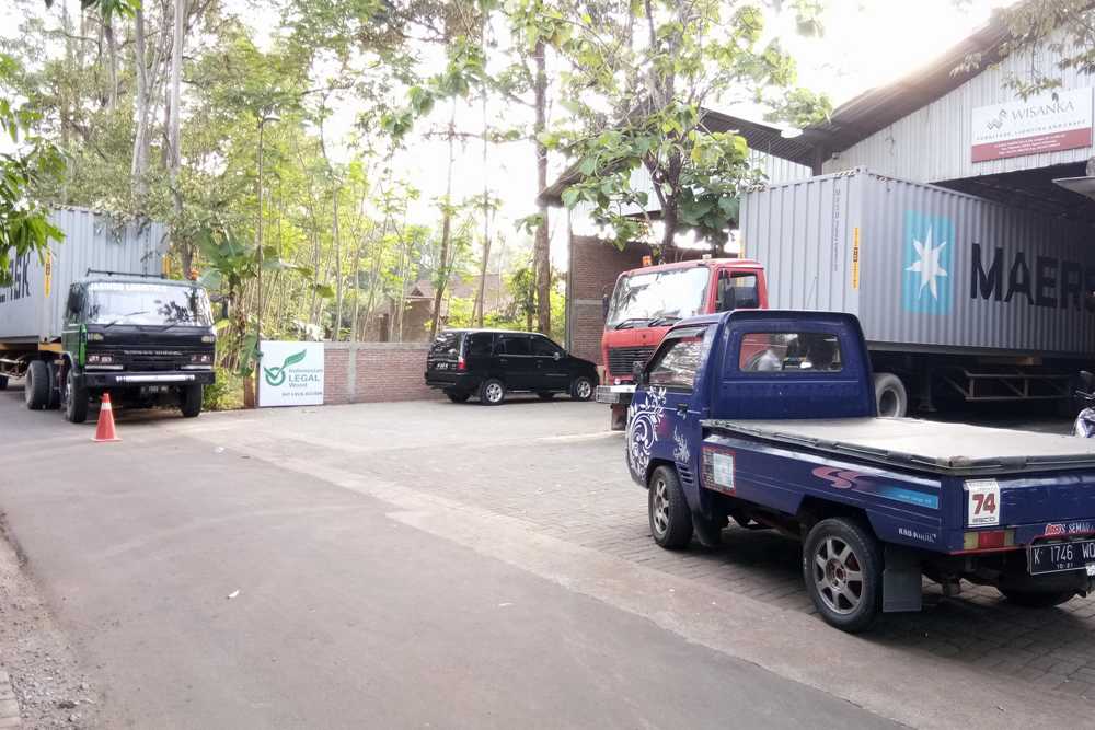 Производители мебели в Jepara Индонезия